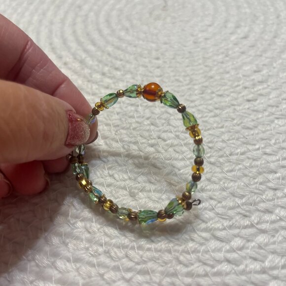 Dainty CRYSTAL & GOLD Handmade Adjustable Memory Wire Bracelet #704D - Picture 2 of 4